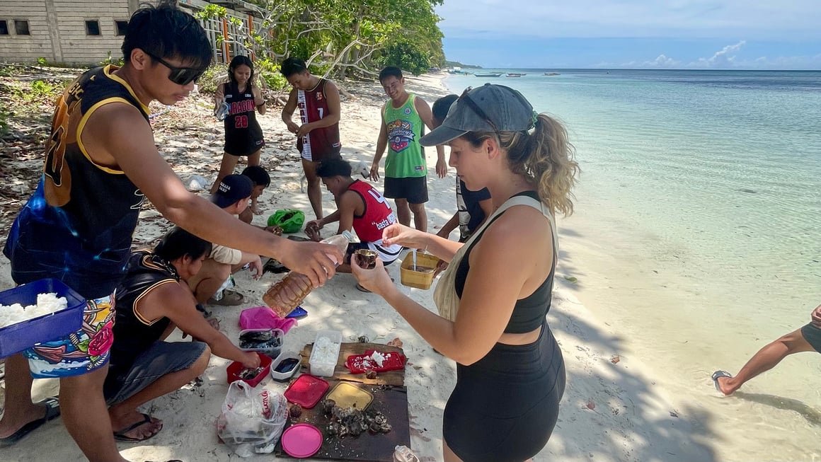 Fresh kinilaw and local Filipino dishes at a beachside restaurant in Siquijor